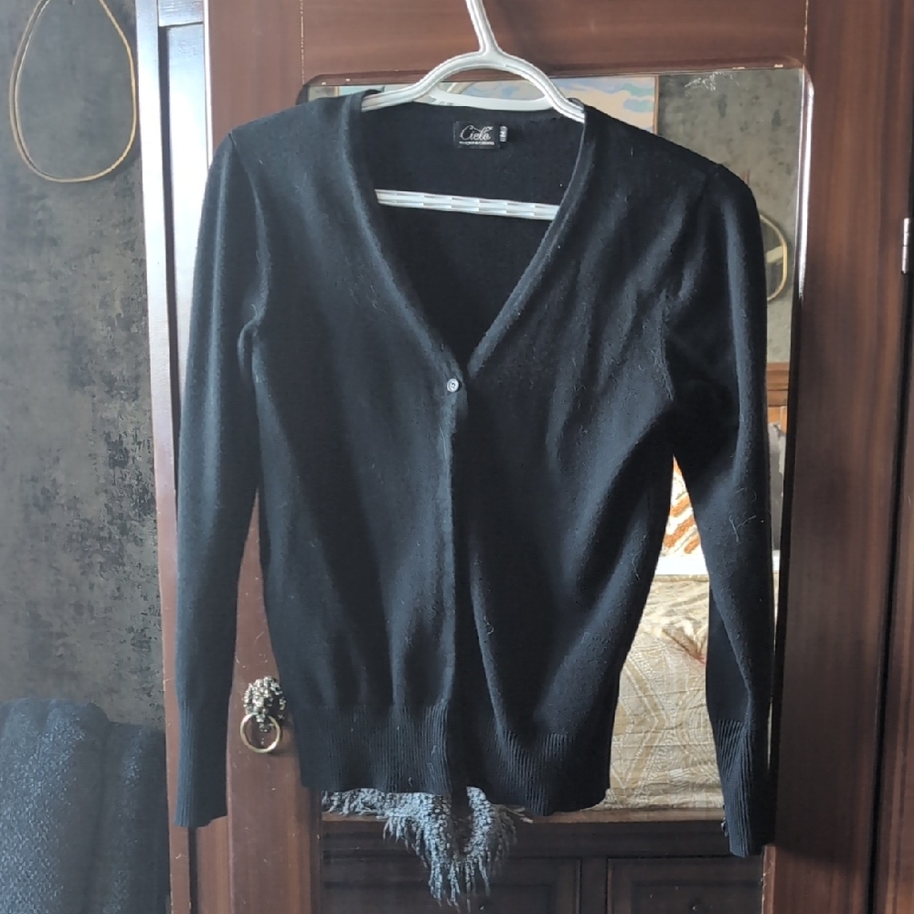 Cielo Black V-Neck Cardigan Sweater